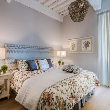 Angelica Luxurious Modern In The Heart Of