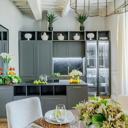Angelica Luxurious Modern In The Heart Of * Lucca