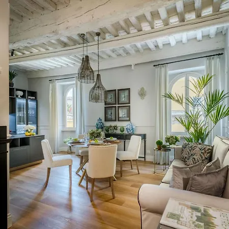 Angelica Luxurious Modern In The Heart Of